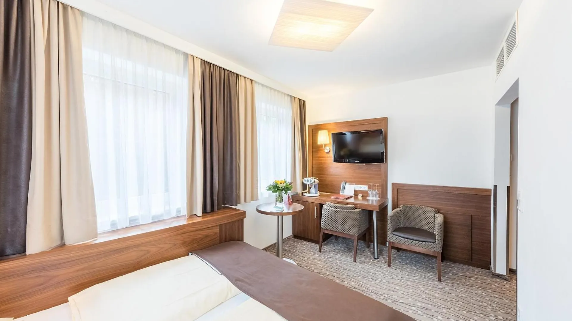 ****  Austria Classic Hotel Hoelle Salzburg Austria